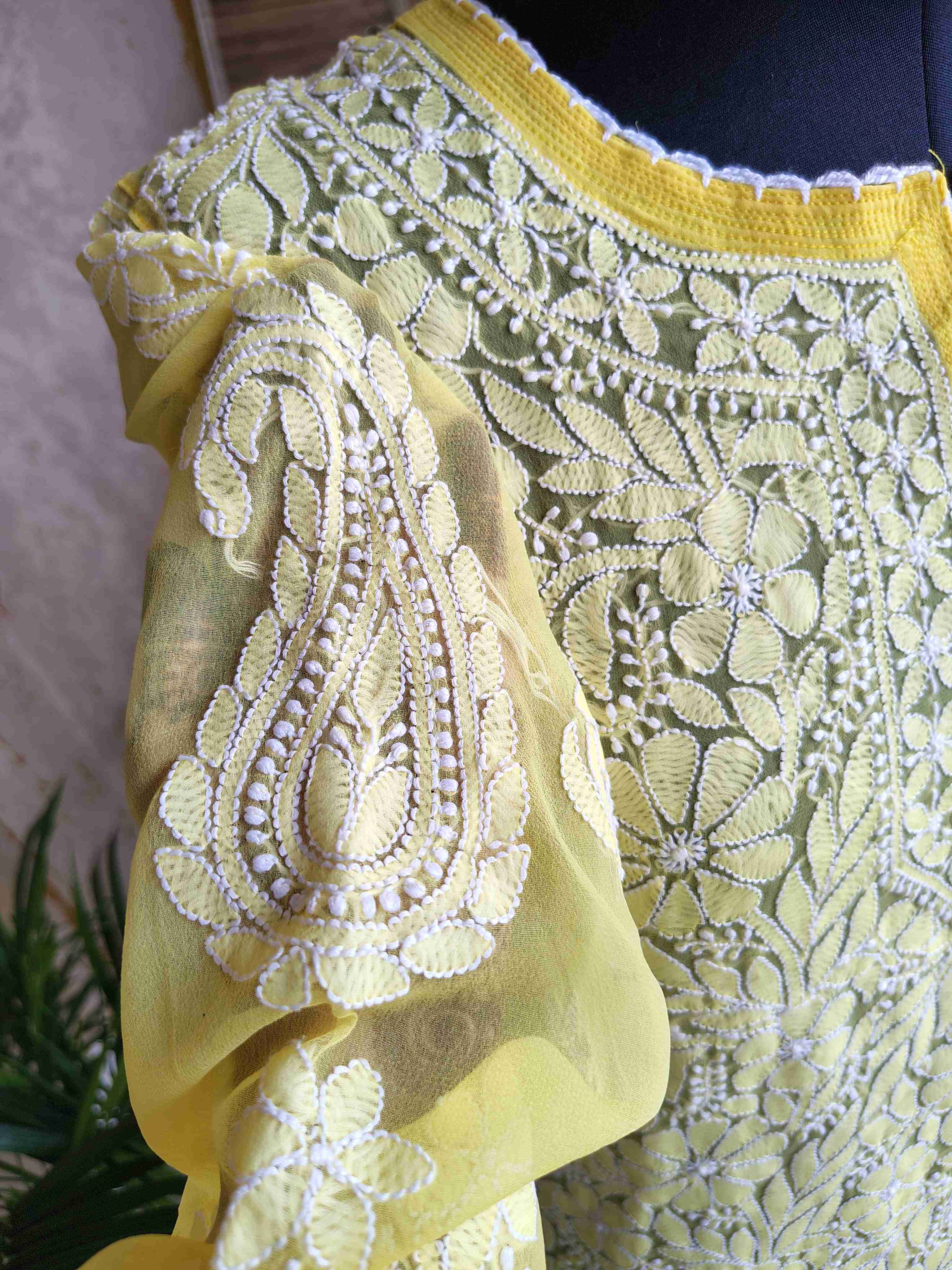 Chiffon Short Kurti Front Full Jaal